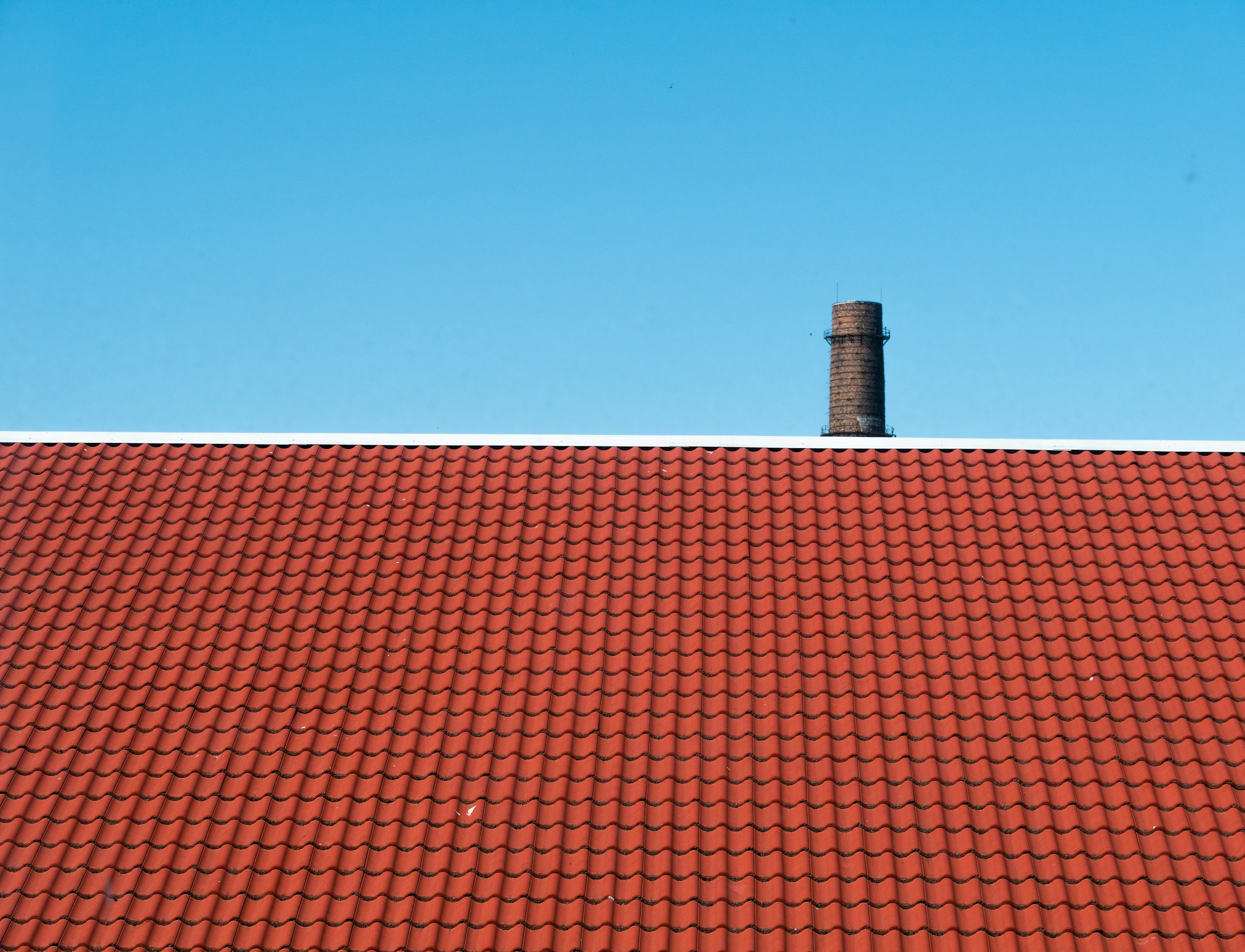 Waarom precisiewerk in metaal belangrijk is voor duurzame dakconstructies